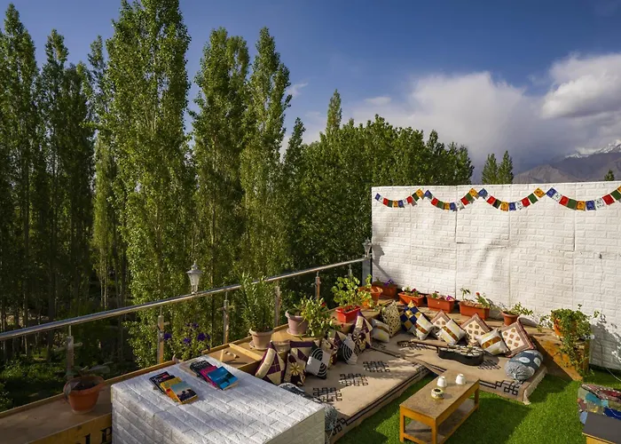 Rainbow Holiday Home